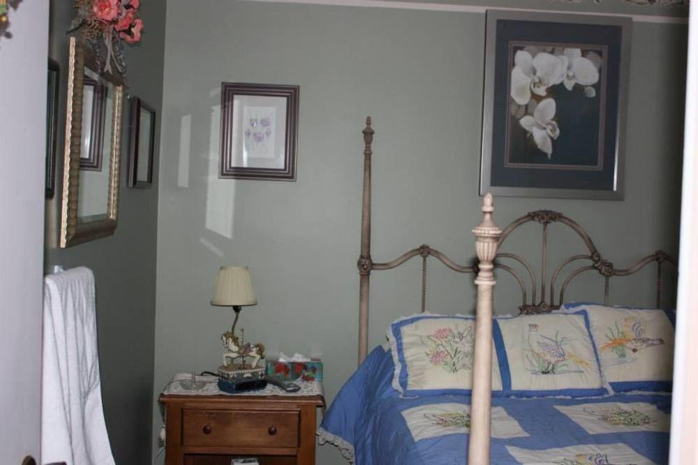 Carrousel Bed & Breakfast Cayuga Exterior photo